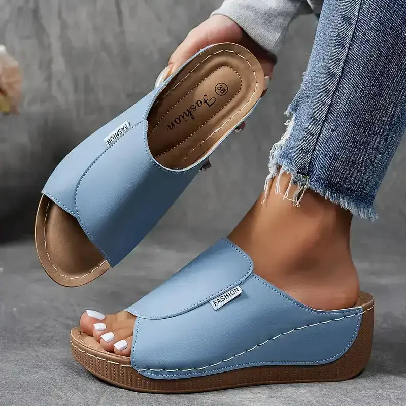 Mules ouvertes à semelle surélevée avec couture visible