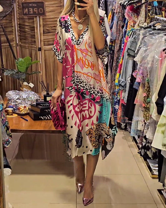 Robe mi-longue ample à encolure en V décorative et motif intégral varié