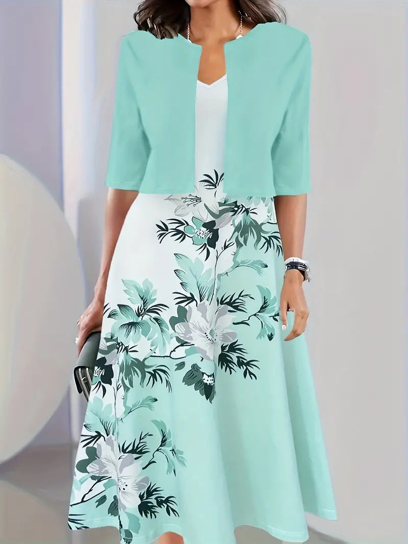 Robe mi-longue à manches courtes avec jupe à motifs floraux