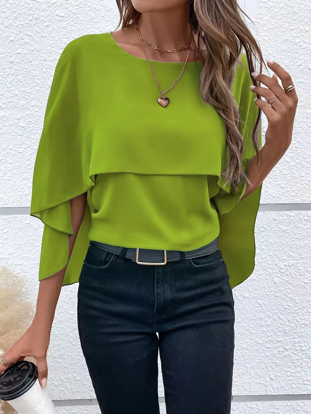 Blouse Élégante à Manches Cape pour Femmes - Marie Montel