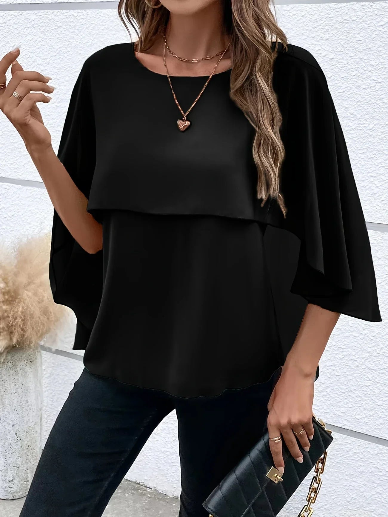 Blouse Élégante à Manches Cape pour Femmes - Marie Montel
