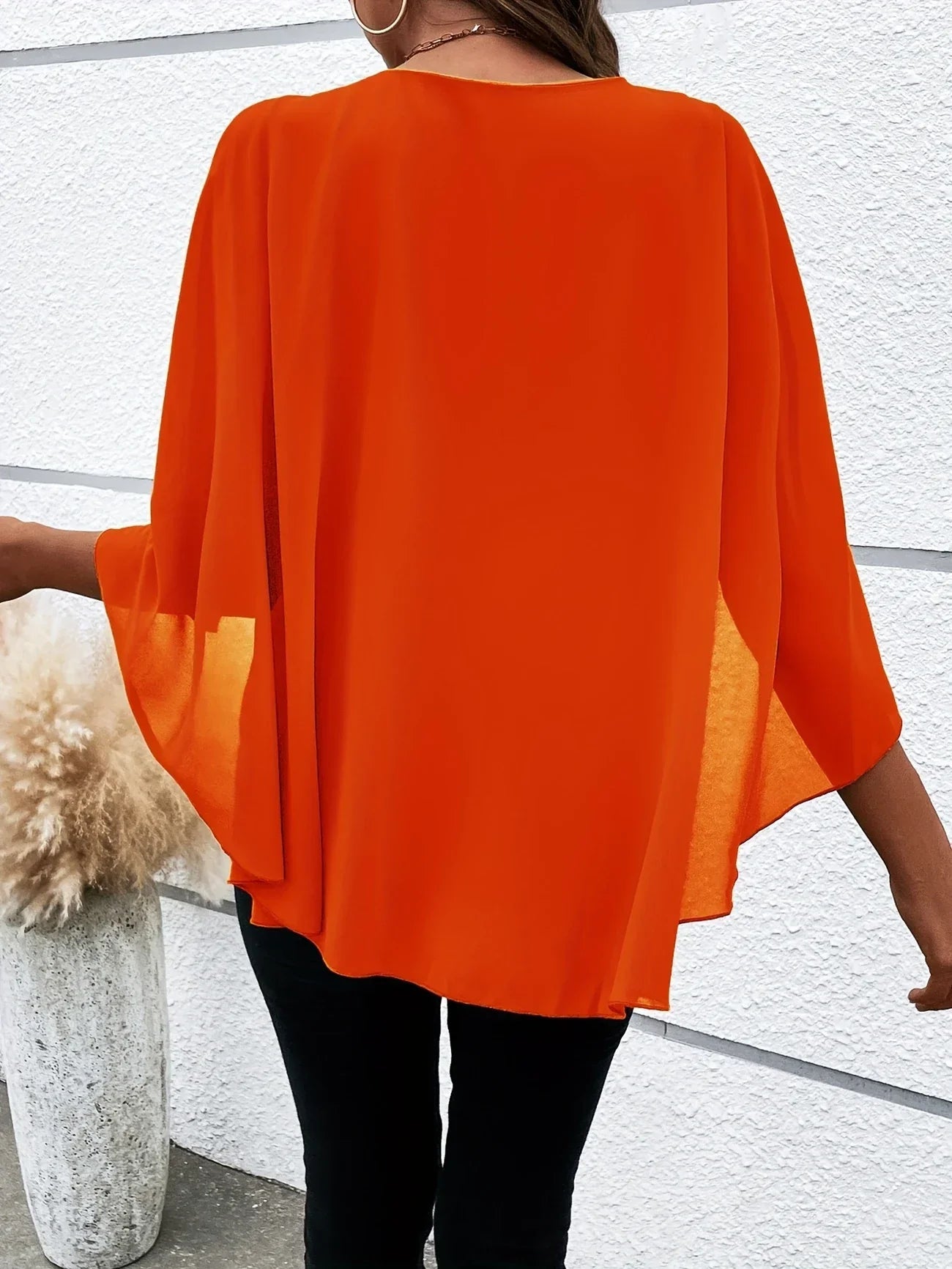 Blouse Élégante à Manches Cape pour Femmes - Marie Montel
