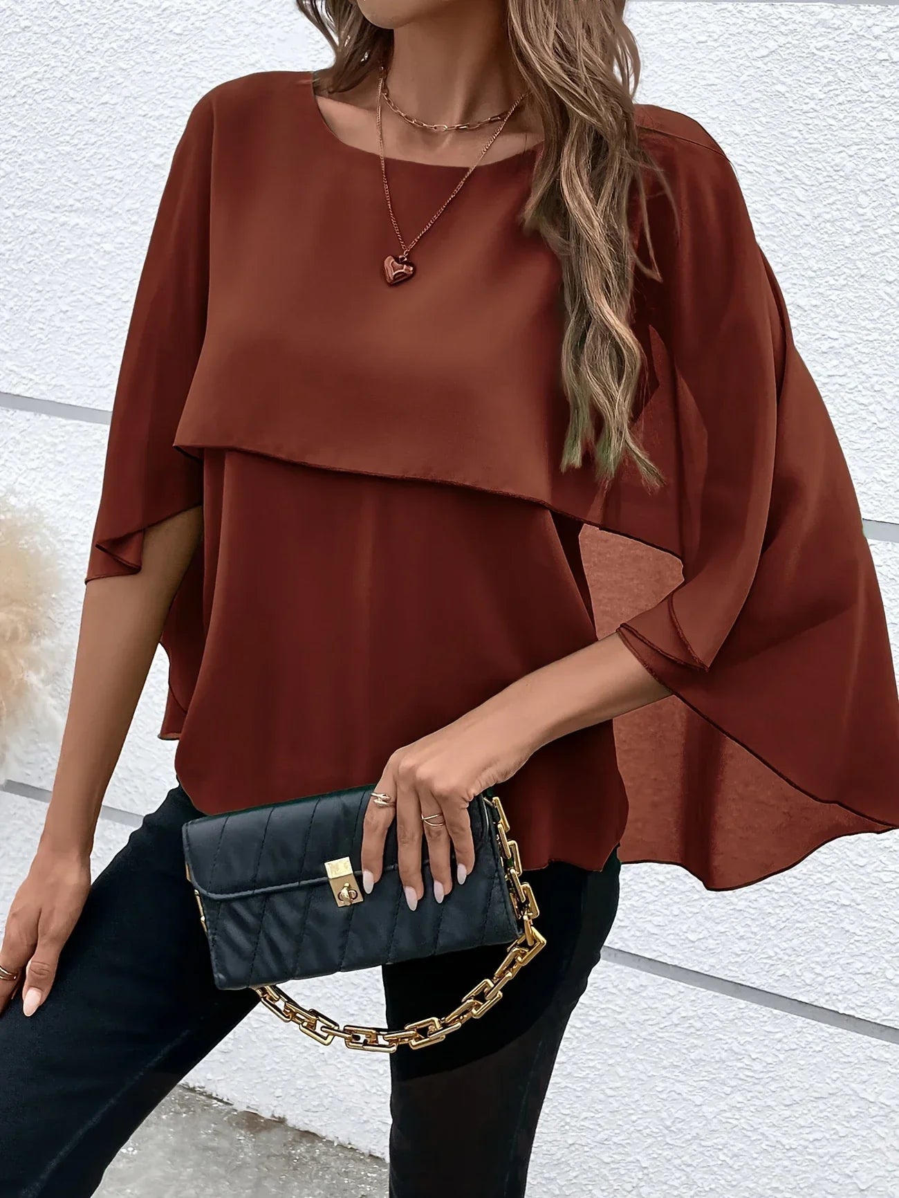 Blouse Élégante à Manches Cape pour Femmes - Marie Montel