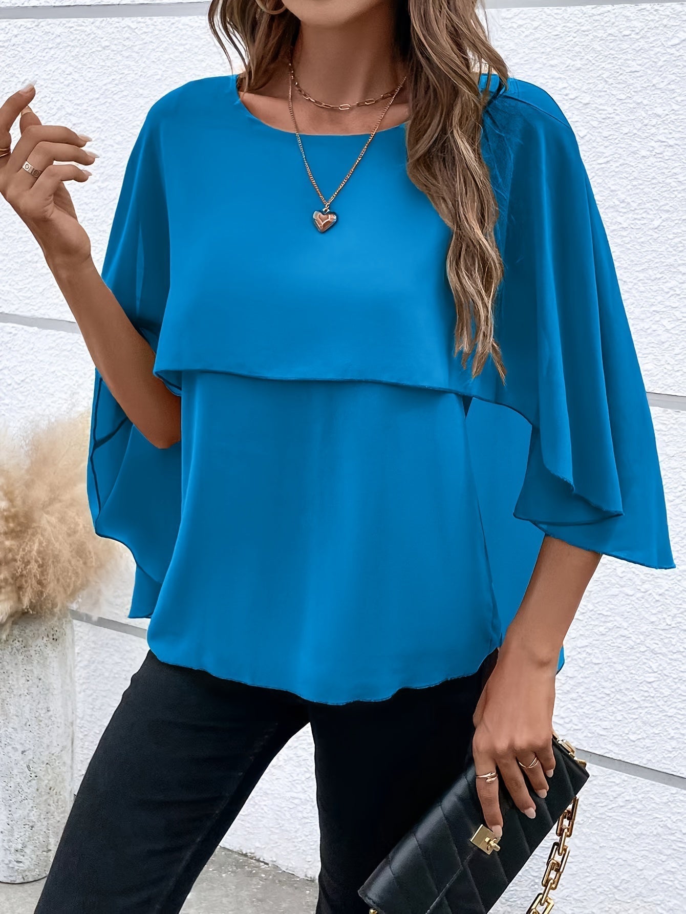 Blouse Élégante à Manches Cape pour Femmes - Marie Montel