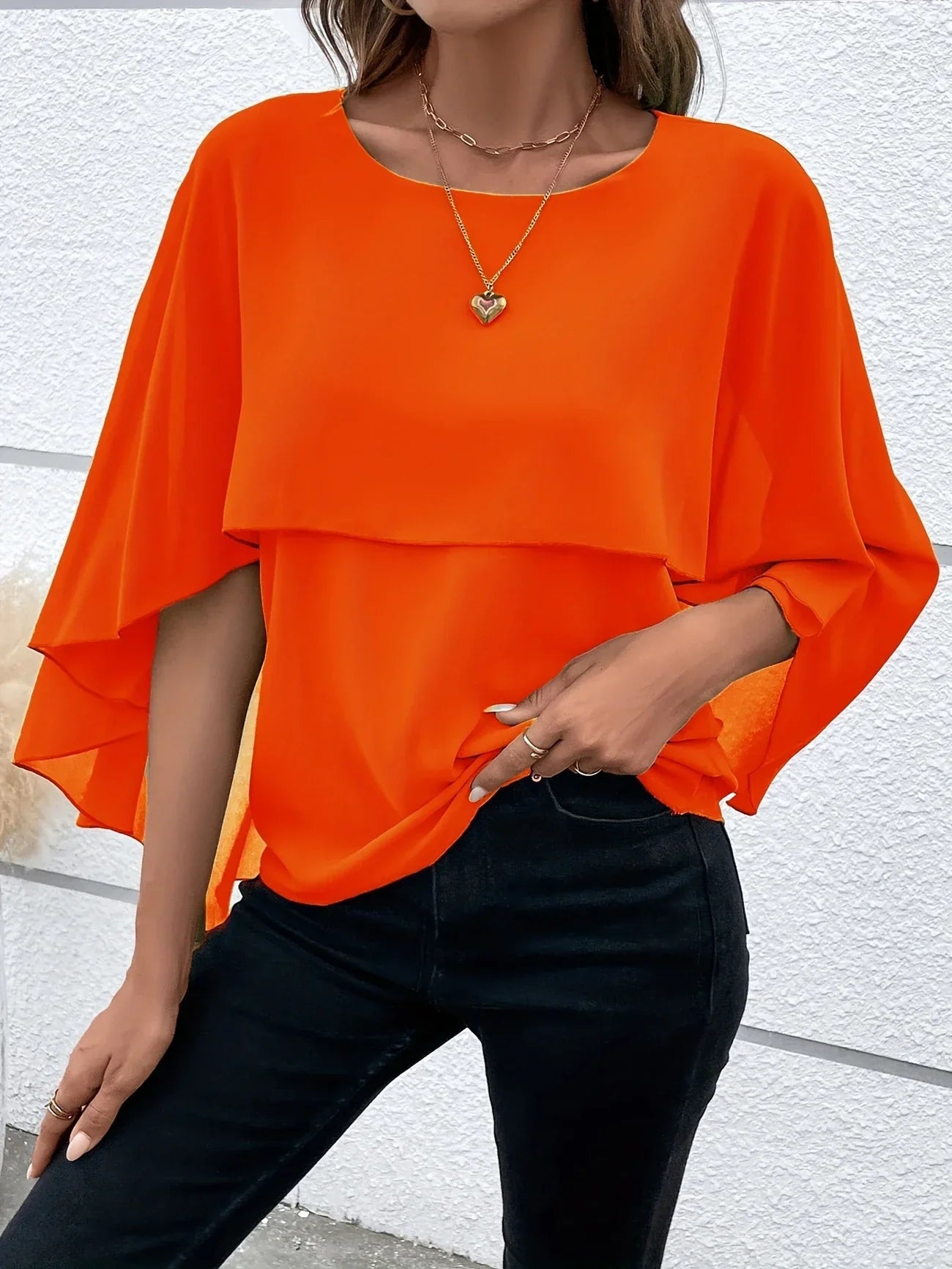 Blouse Élégante à Manches Cape pour Femmes - Marie Montel