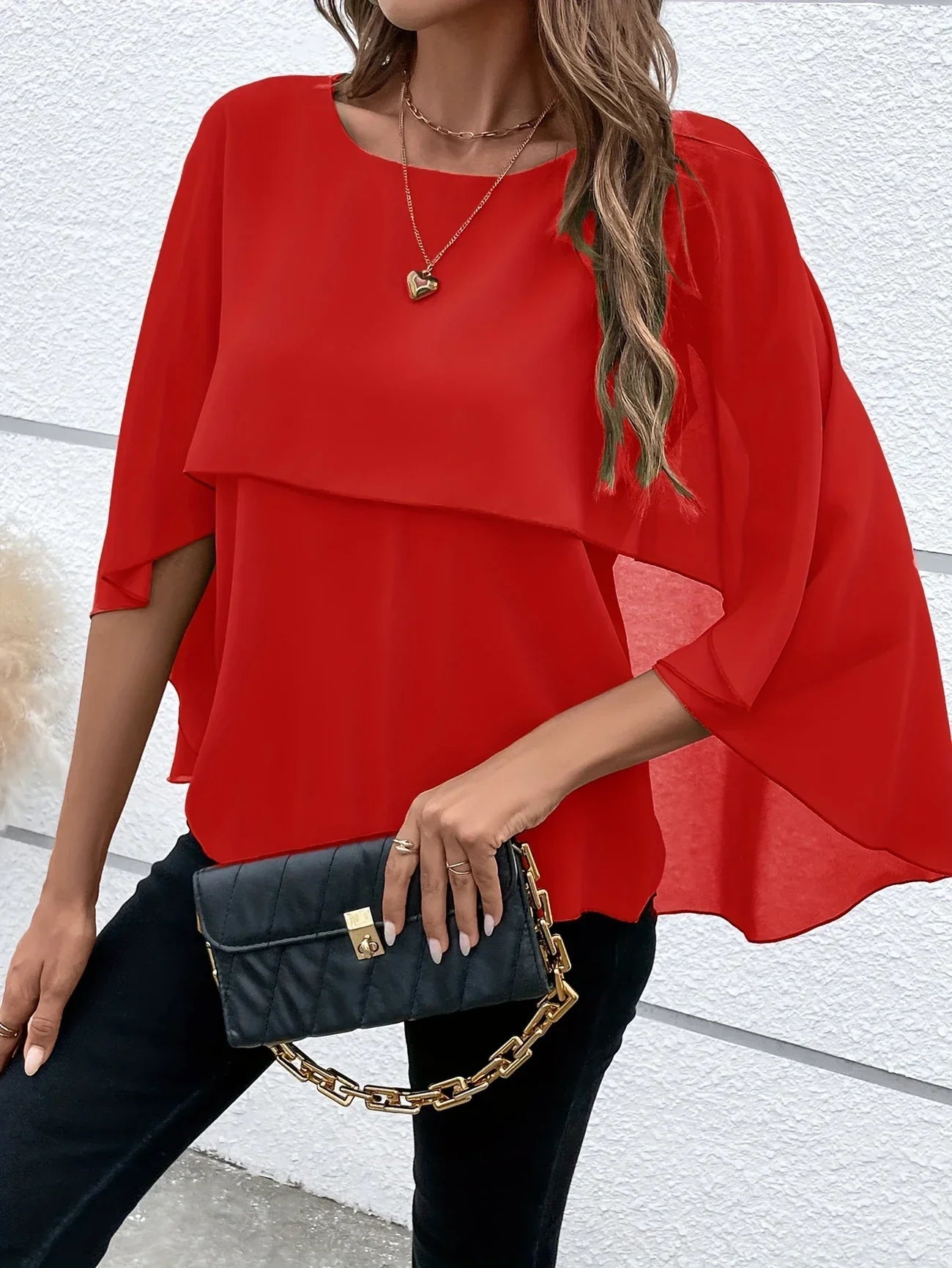 Blouse Élégante à Manches Cape pour Femmes - Marie Montel