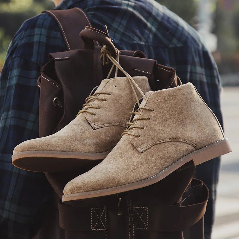 Bottes Élégantes en Daim pour Hommes - Marie Montel