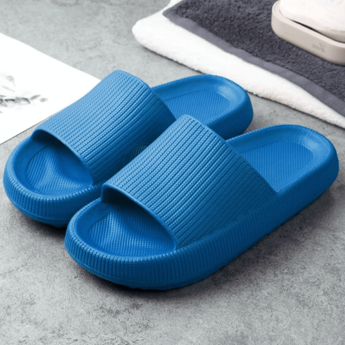 Chaussons Confortables pour Hommes et Femmes - Marie Montel