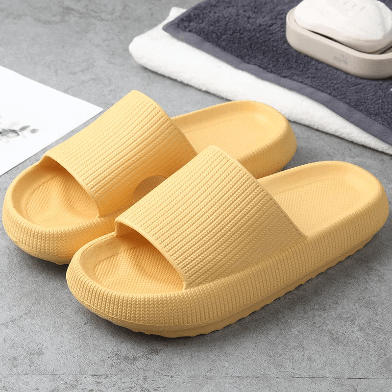 Chaussons Confortables pour Hommes et Femmes - Marie Montel