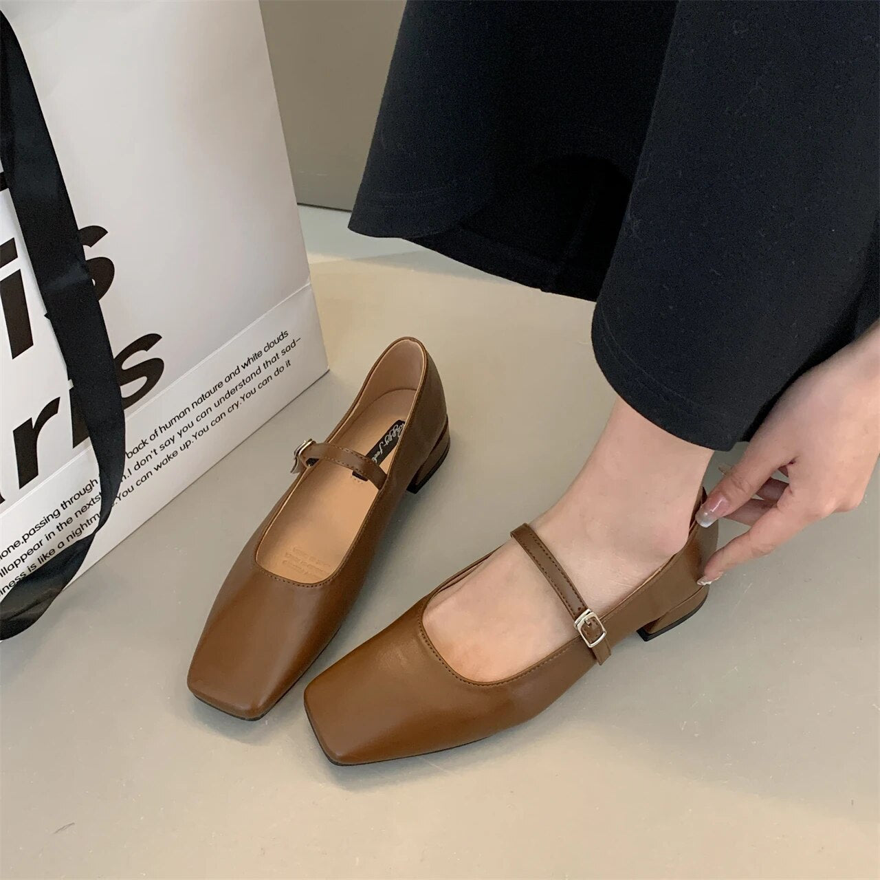 Chaussures Confortables à Talon Plat pour Femmes - Marie Montel
