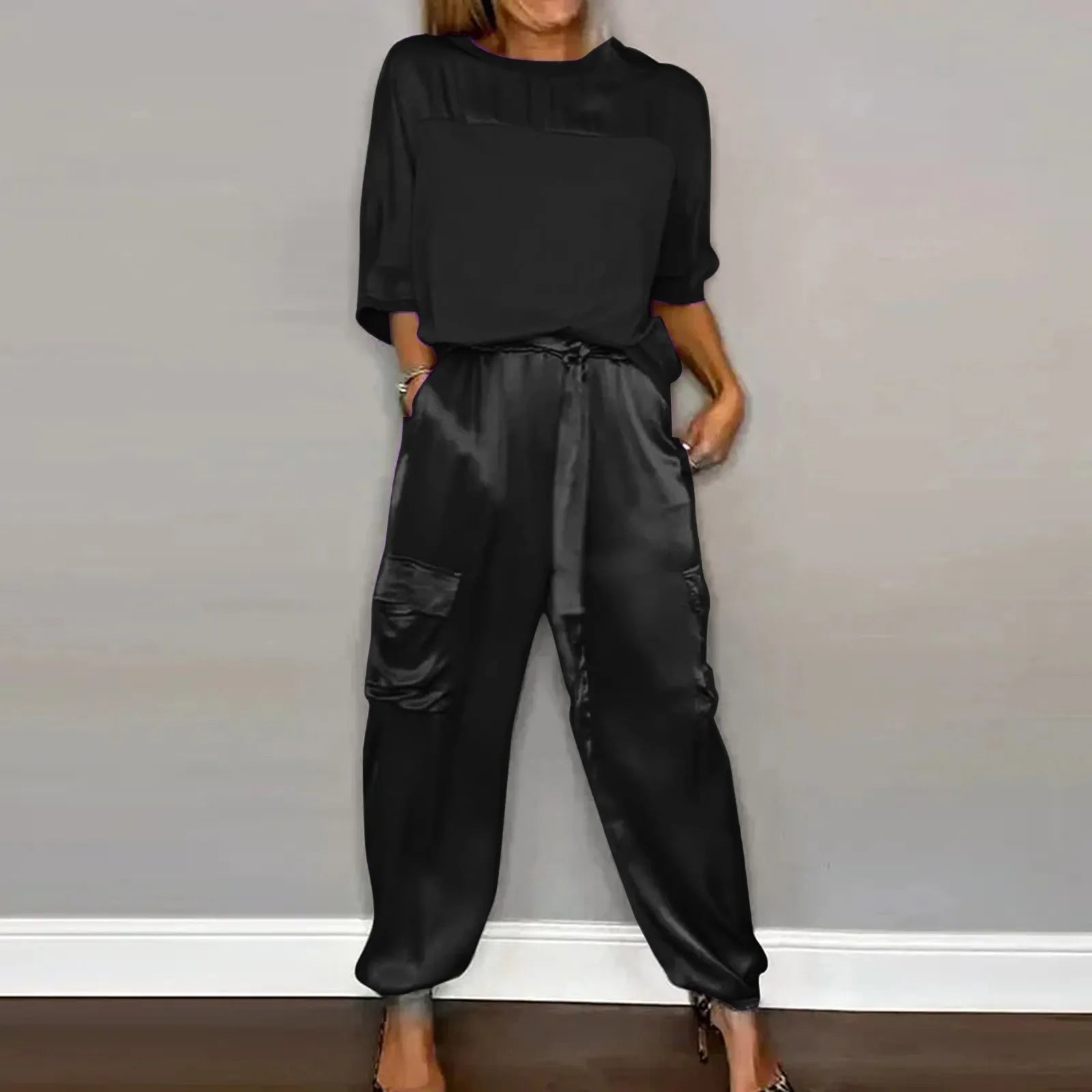 Chic Ensemble Satiné à Manches Courtes pour Femmes - Marie Montel