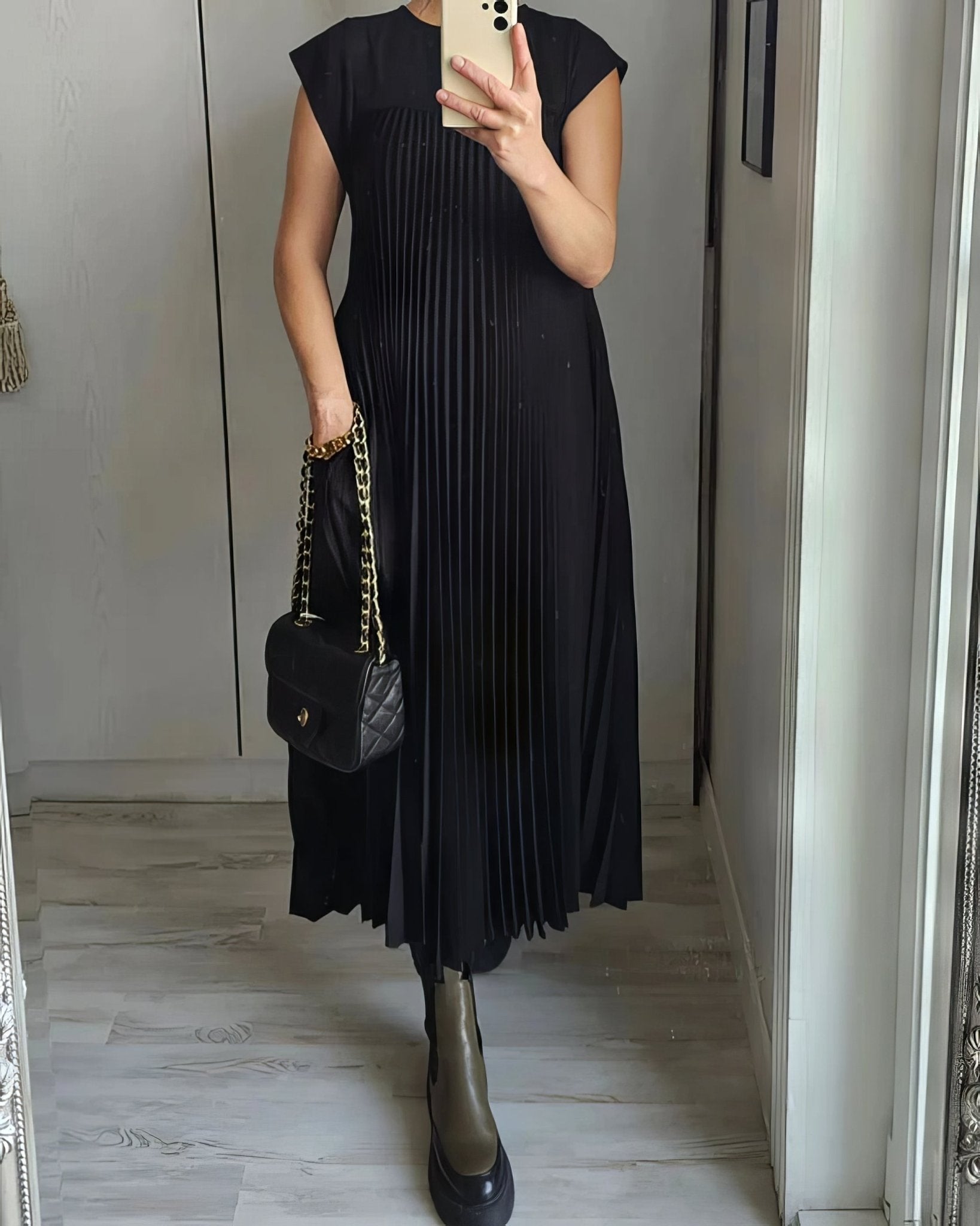 Chic Robe Plissée Sans Manches pour Femmes - Marie Montel