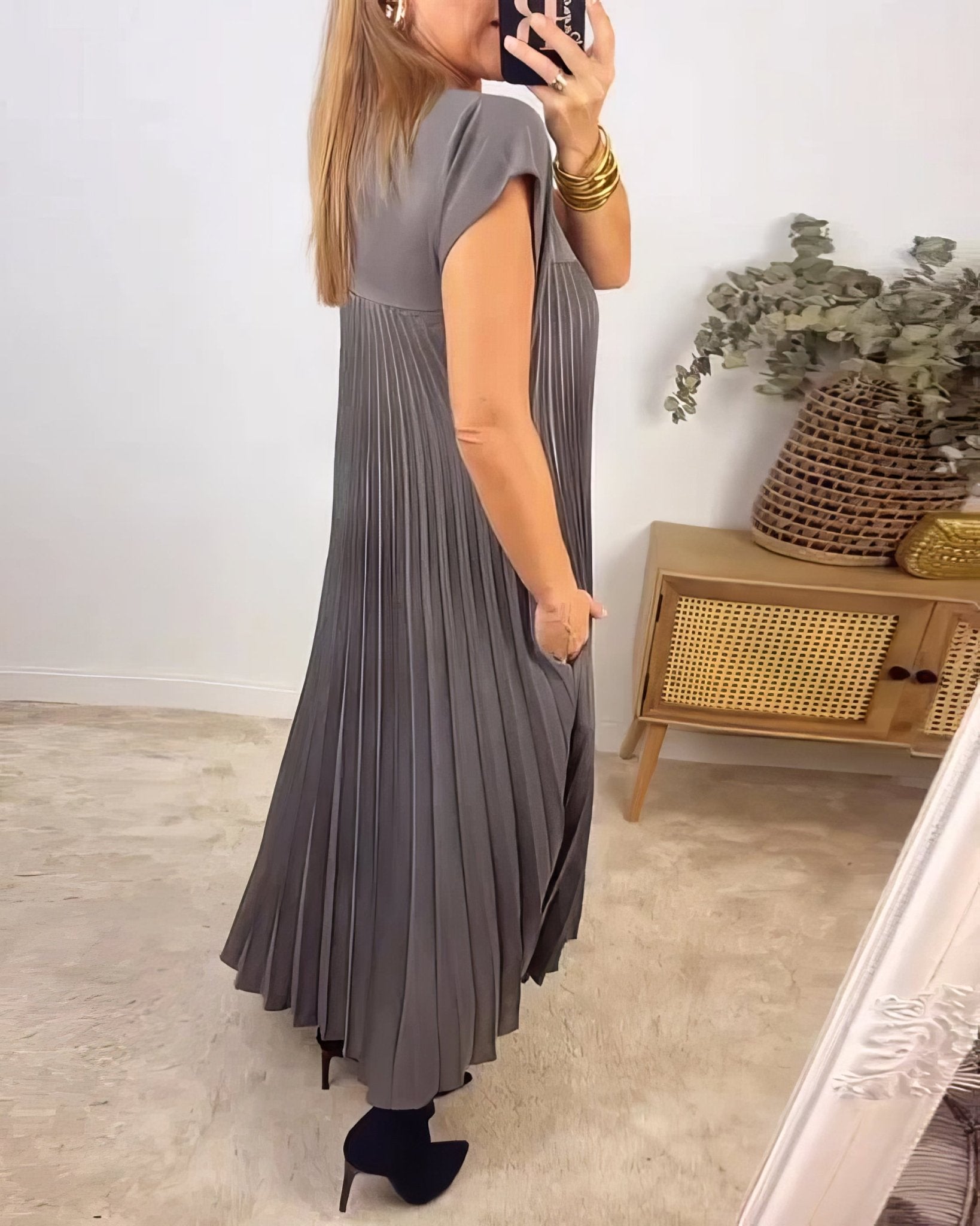 Chic Robe Plissée Sans Manches pour Femmes - Marie Montel