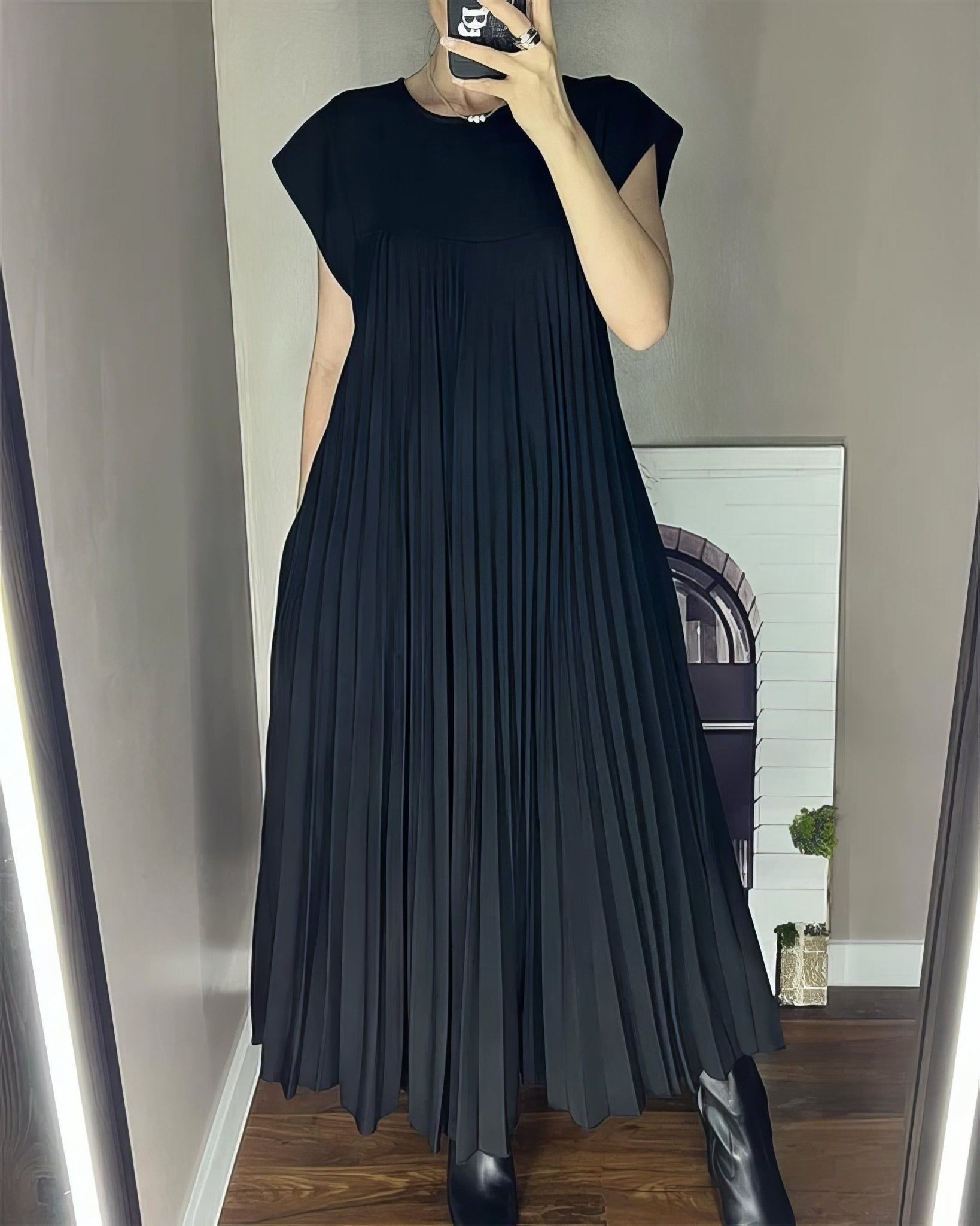 Chic Robe Plissée Sans Manches pour Femmes - Marie Montel