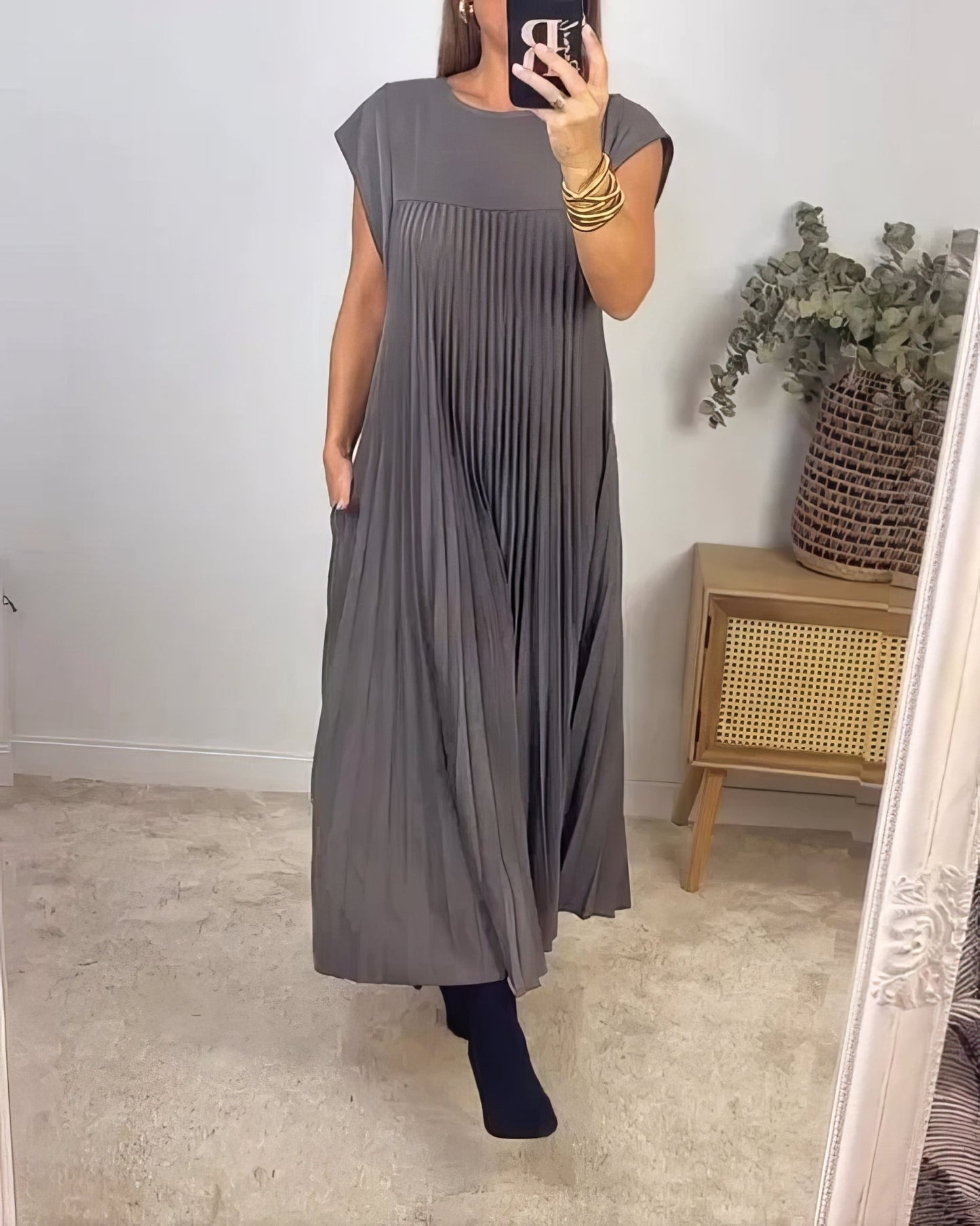 Chic Robe Plissée Sans Manches pour Femmes - Marie Montel