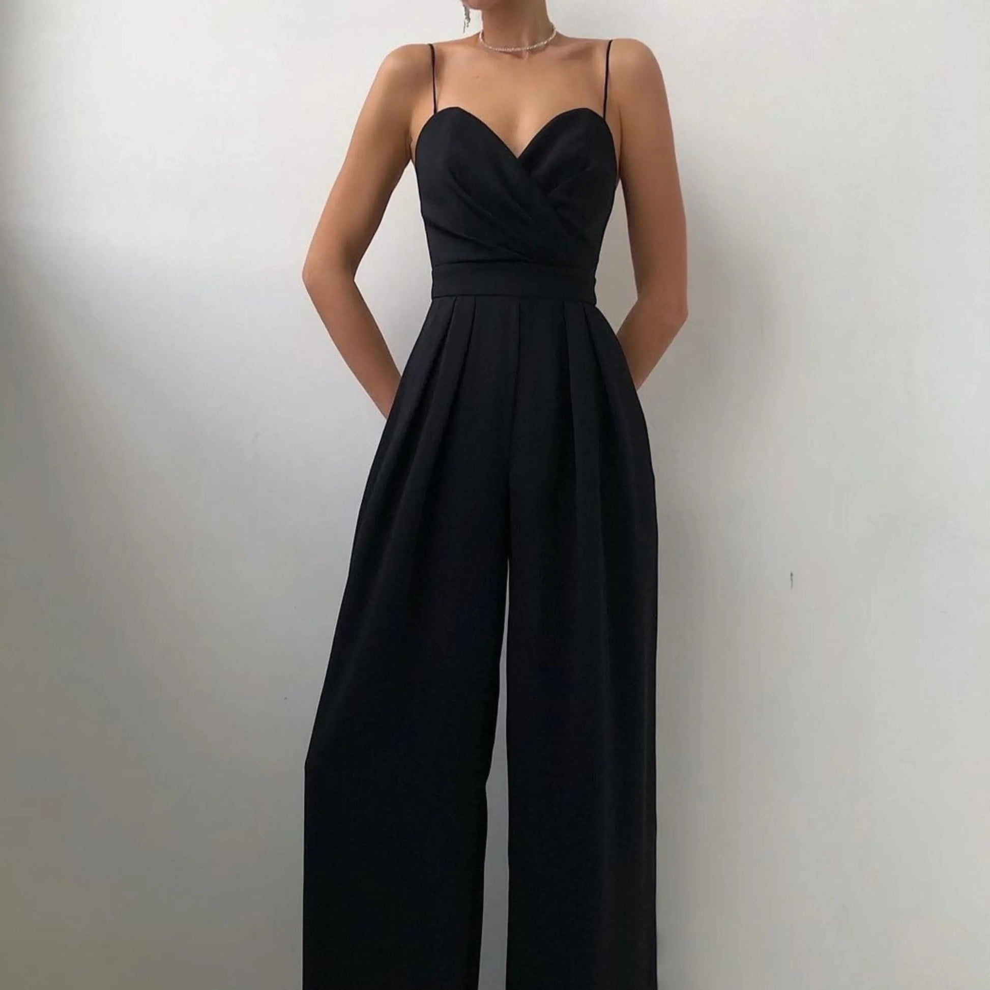 Combinaison Chic à Bretelles pour Femmes - Marie Montel