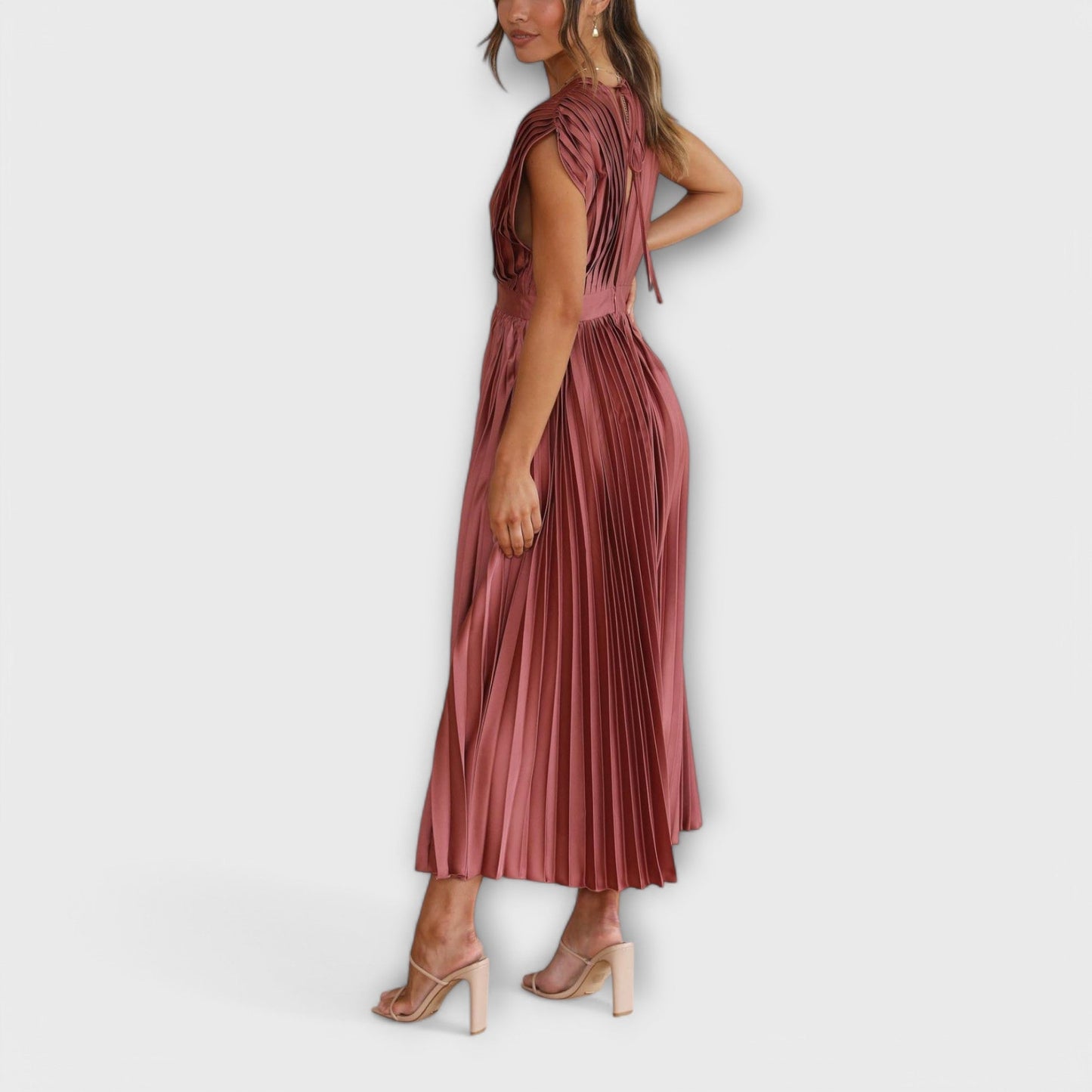 Élégant Robe Drapée en Satin pour Femmes - Marie Montel