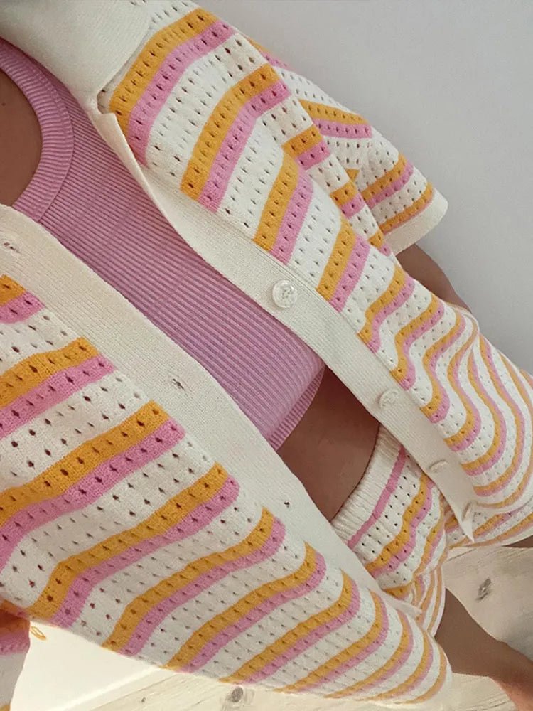 Ensemble 2 Pièces Rayé avec Haut à Boutons et Short Taille Haute - Marie Montel