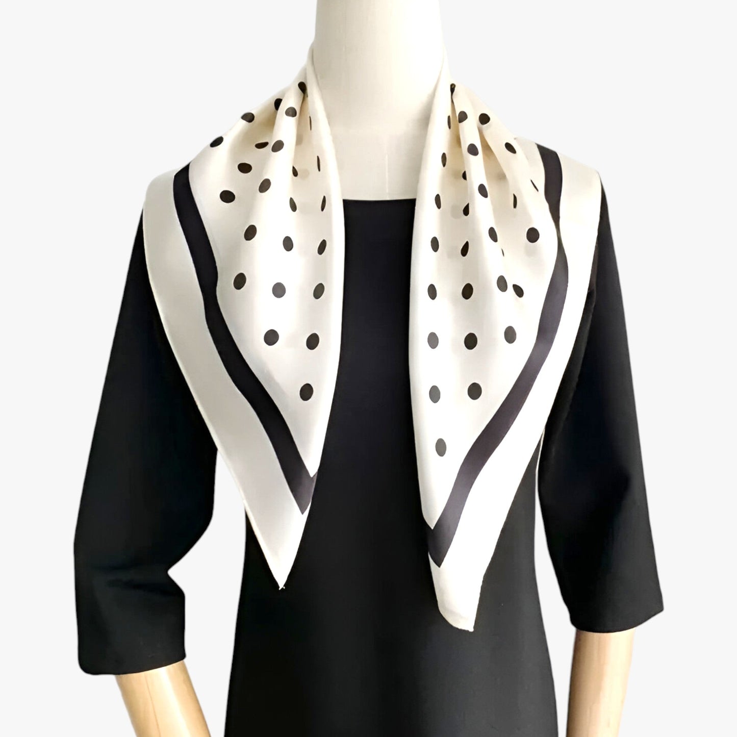 Foulard en Soie Élégant pour Femmes - Marie Montel