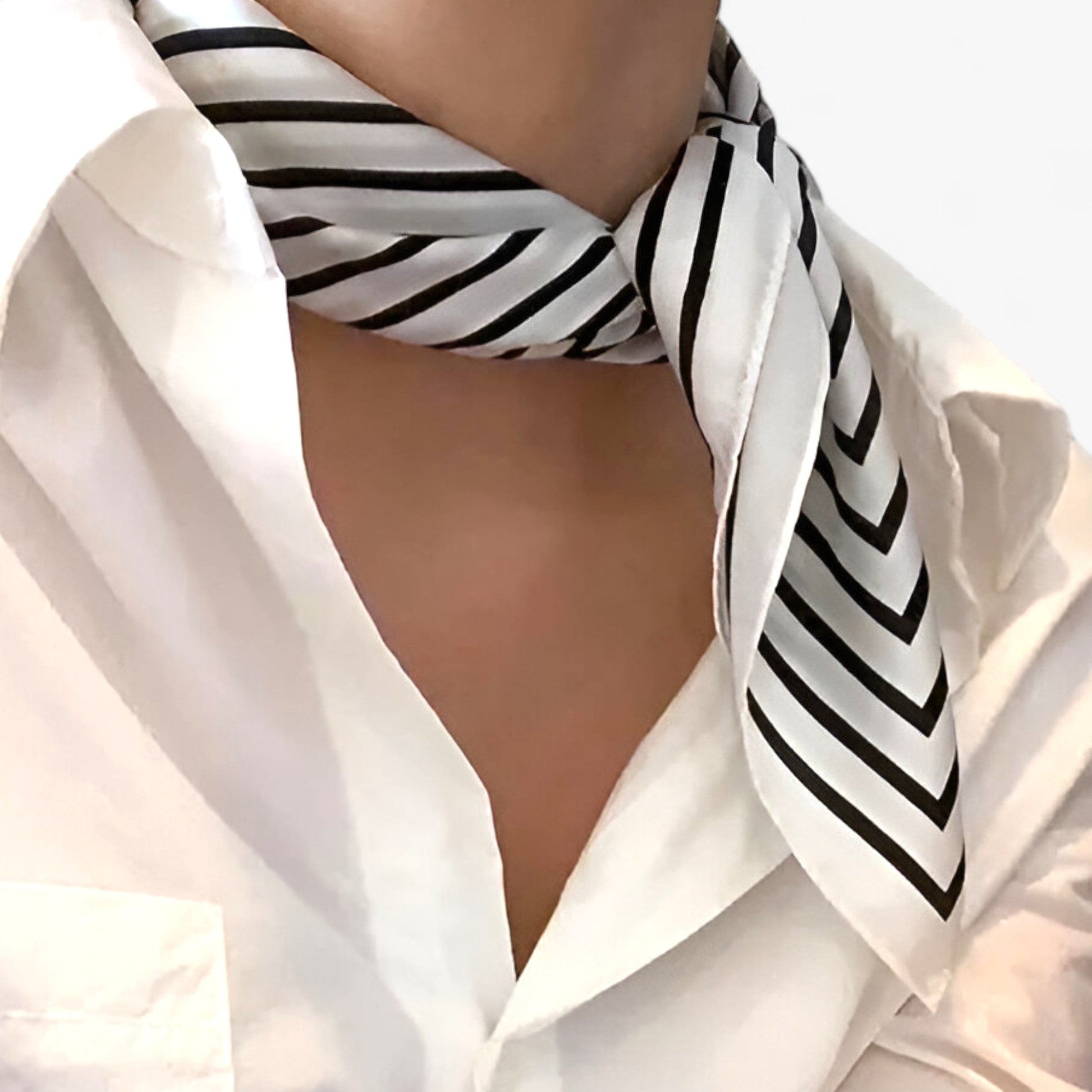 Foulard en Soie Élégant pour Femmes - Marie Montel