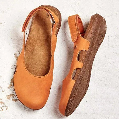 Chaussures ouvertes à bride arrière et bout fermé