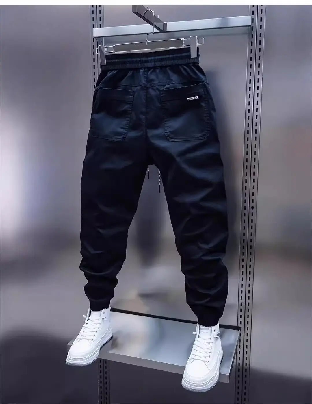 Pantalon Sportif à Détails pour Hommes - Marie Montel