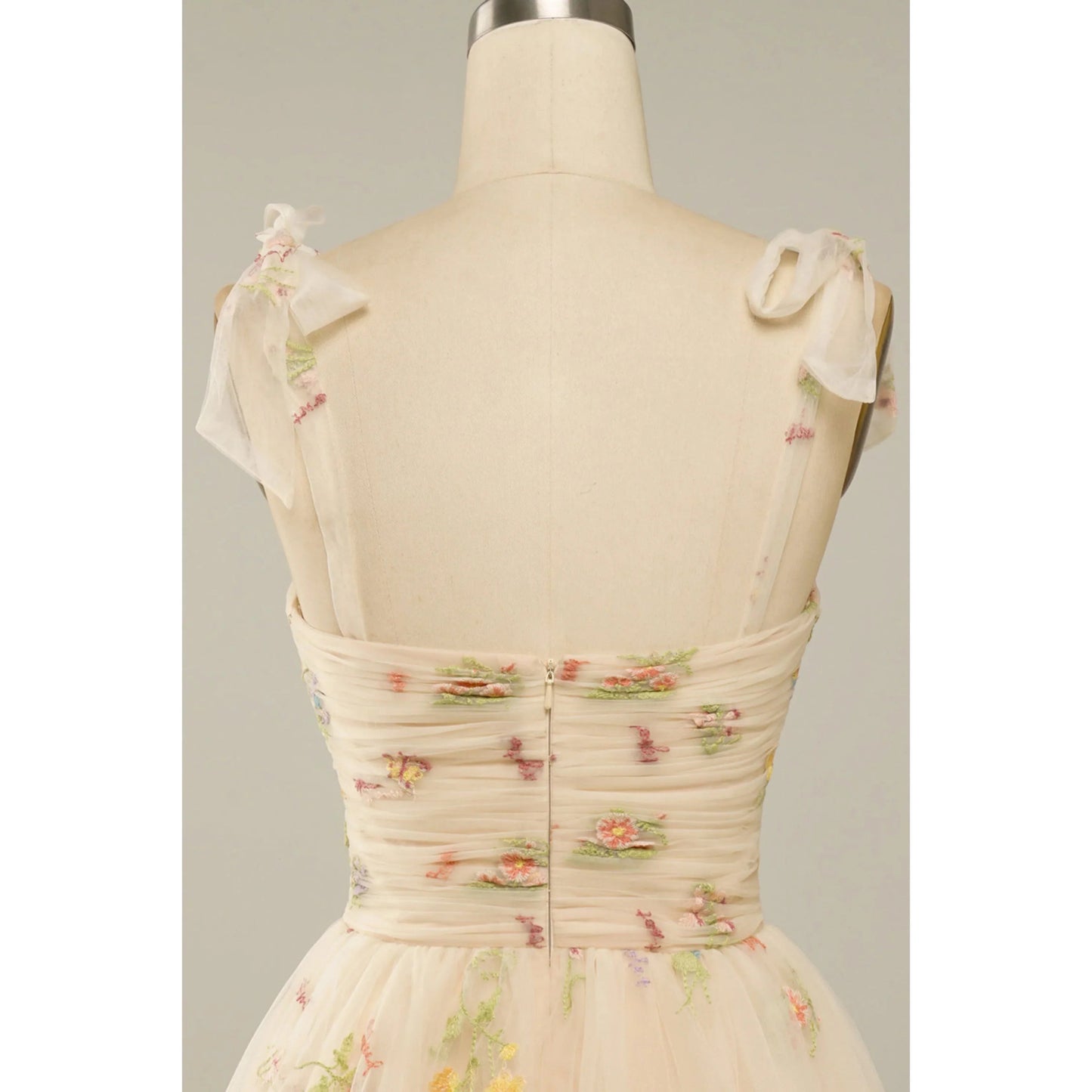 Robe Longue Élégante en Tulle Brodé pour Femmes - Marie Montel
