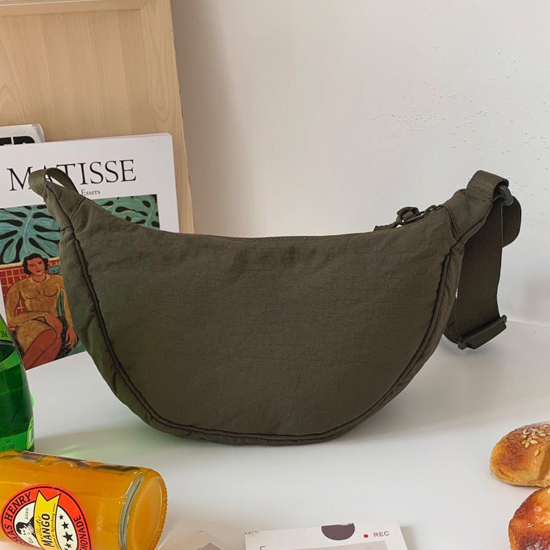 Sac Demi - Lune Élégant pour Femmes - Marie Montel