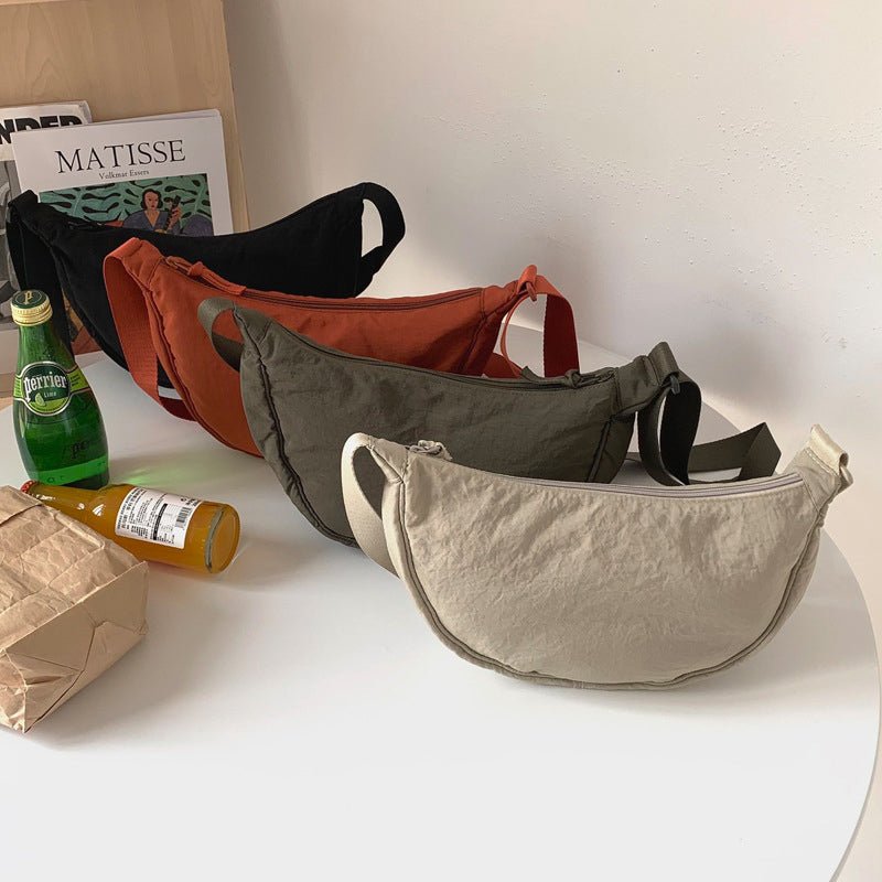 Sac Demi - Lune Élégant pour Femmes - Marie Montel