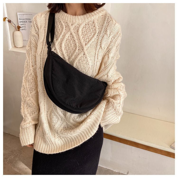 Sac Demi - Lune Élégant pour Femmes - Marie Montel