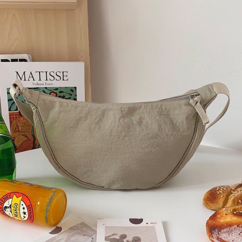 Sac Demi - Lune Élégant pour Femmes - Marie Montel