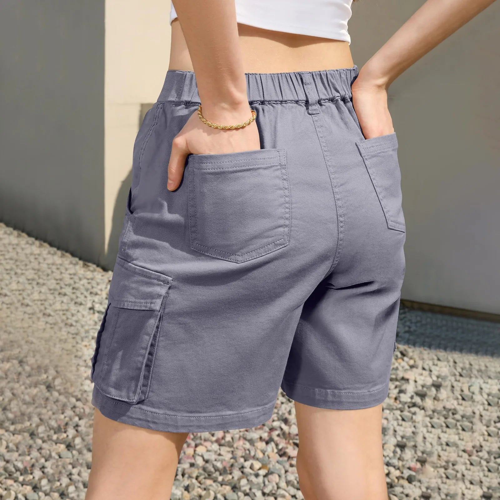 Shorts Cargo Vintage pour Femmes avec Taille Élastique et 6 Poches - Marie Montel